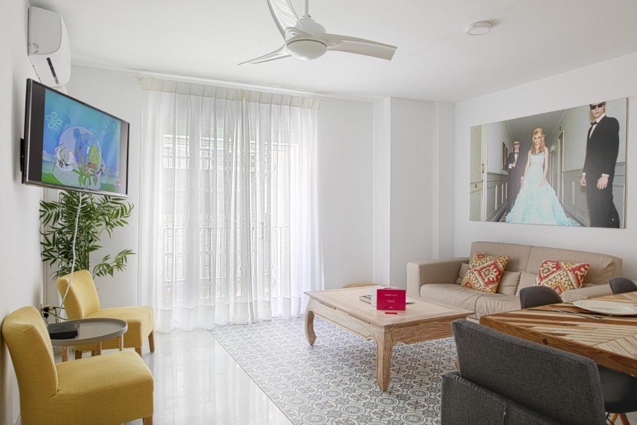 Caleta Homes - Apartamentos Pompidou Malaga Ngoại thất bức ảnh