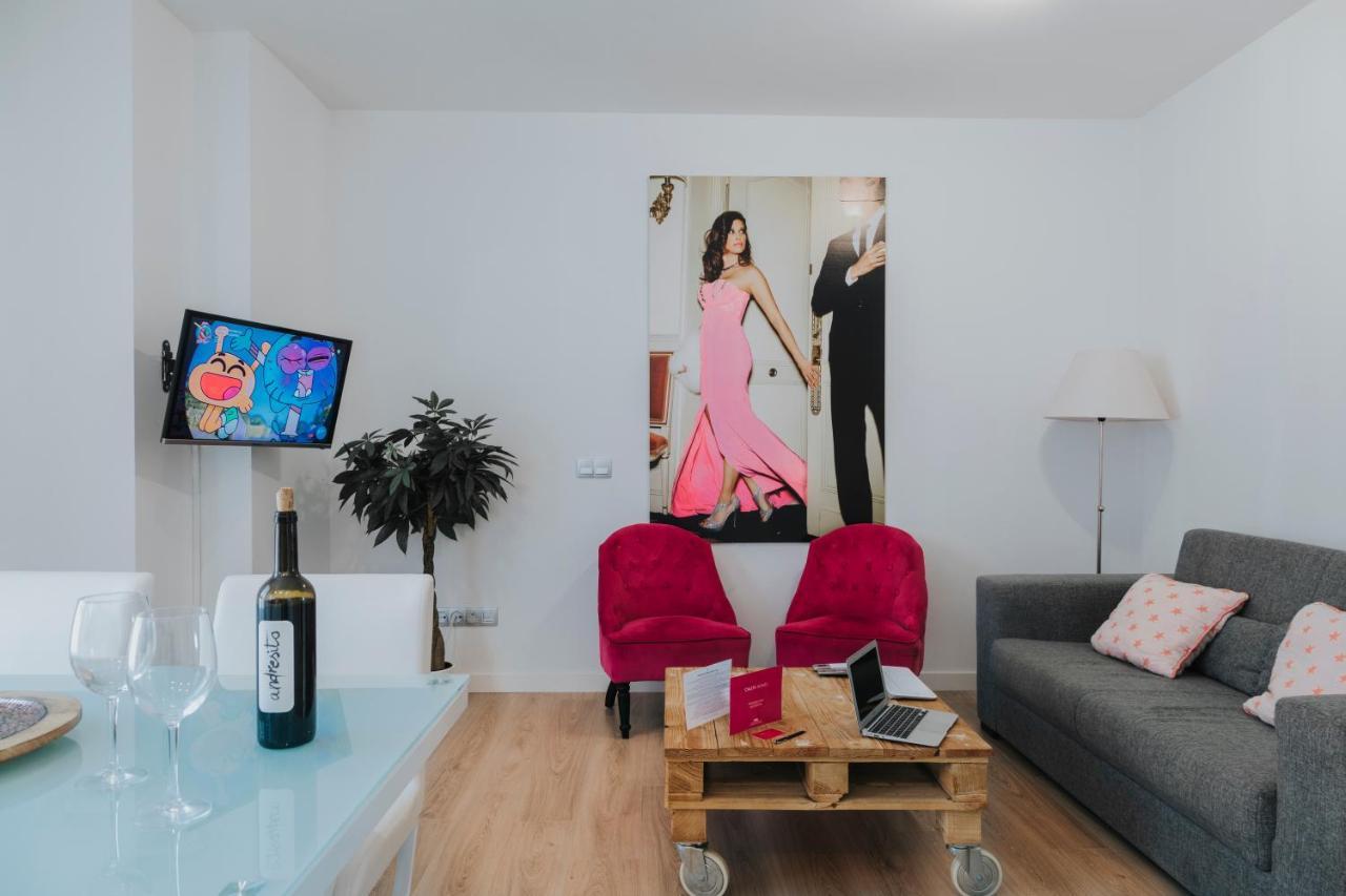 Caleta Homes - Apartamentos Pompidou Malaga Ngoại thất bức ảnh